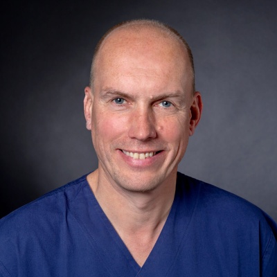 Dr. med. Gereon Stockbrink, Facharzt und kompetenter Ansprechpartner für MKG-Chirurgie und Implantologie in Aachen.